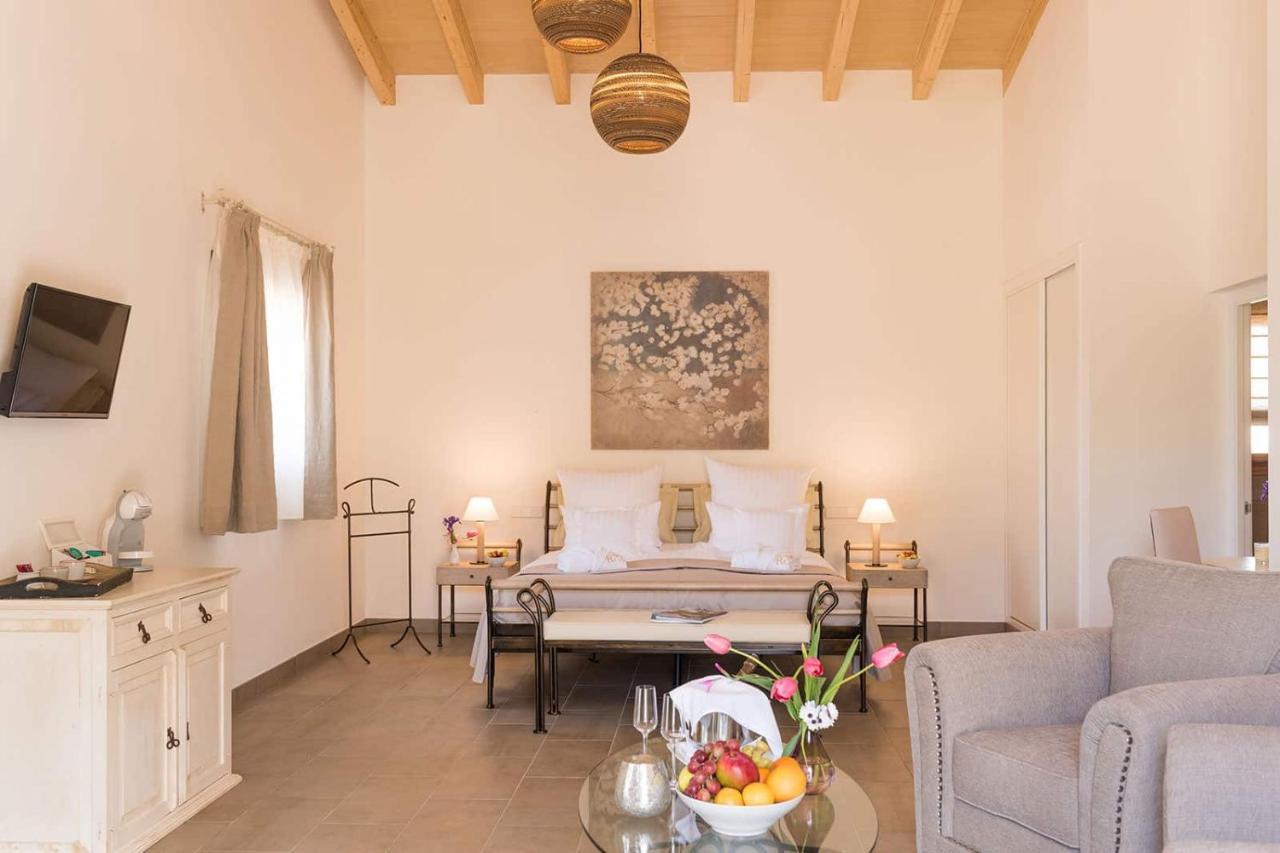 Casa Font I Roig Hotel Maria De La Salut Bagian luar foto