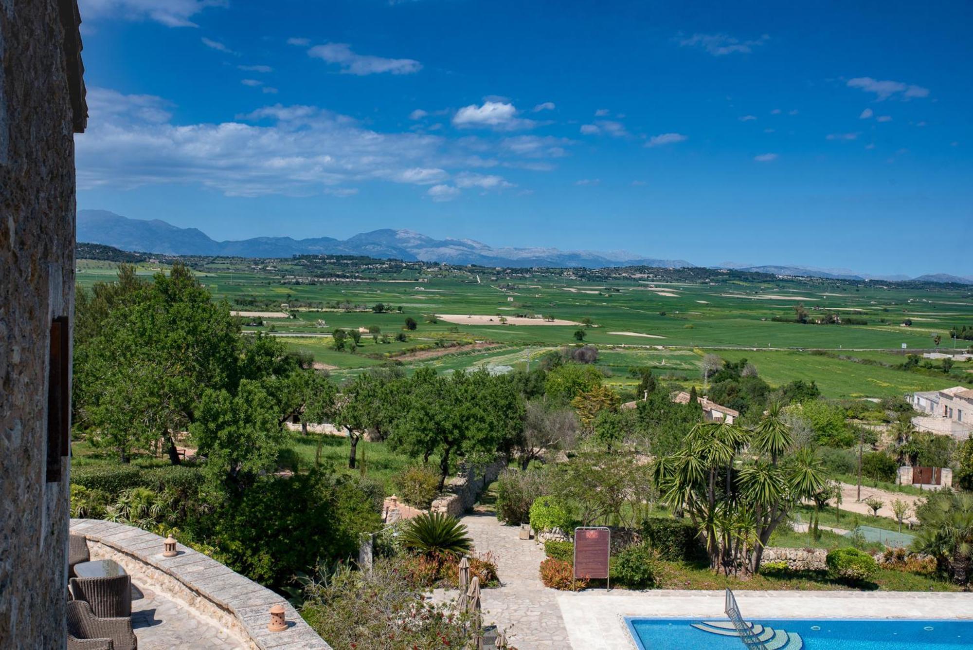 Casa Font I Roig Hotel Maria De La Salut Bagian luar foto