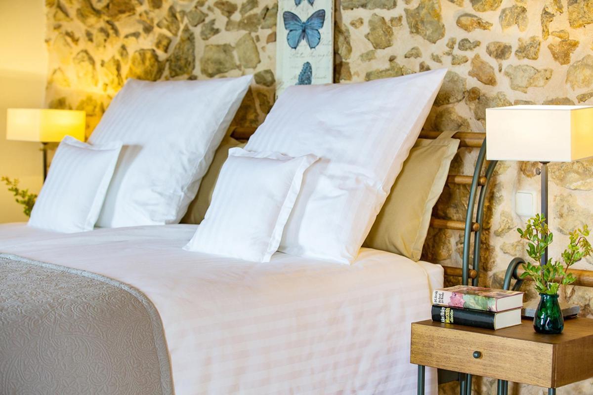 Casa Font I Roig Hotel Maria De La Salut Bagian luar foto