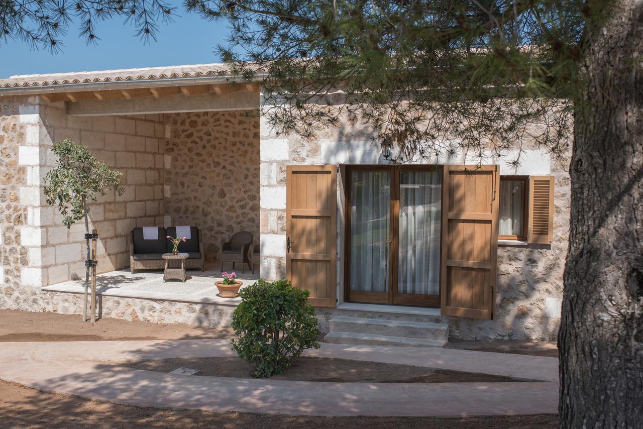 Casa Font I Roig Hotel Maria De La Salut Bagian luar foto